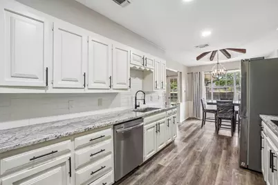 2305 Merrimac Drive, Plano, TX 75075 - Photo 5