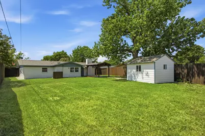 3145 Longbow Court, Dallas, TX 75229 - Photo 27