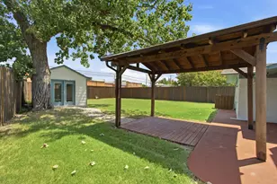3145 Longbow Ct, Dallas, TX 75229 - Photo 3