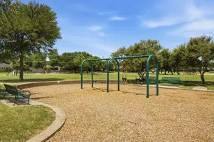 3145 Longbow Ct, Dallas, TX 75229 - Photo 31