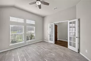 116 Wilson Cliff Dr, White Settlement, TX 76108 - Photo 5