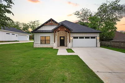 1838 S Park Avenue, Denison, TX 75020 - Photo 1