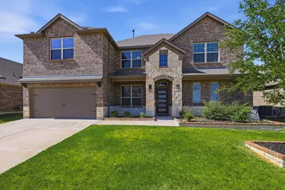 10421 Table Bluff Street, Aubrey, TX 76227 - Photo 5