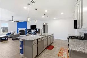 10421 Table Bluff St, Aubrey, TX 76227 - Photo 15