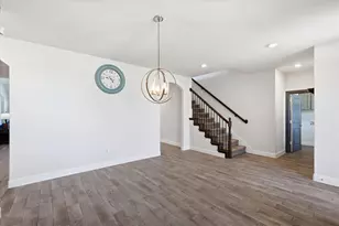 10421 Table Bluff St, Aubrey, TX 76227 - Photo 9