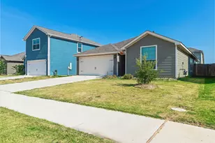 13608 Musselshell Dr, Ponder, TX 76259 - Photo 9