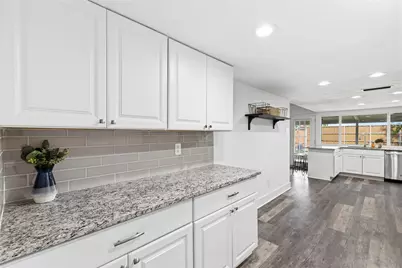 2814 Lindbergh Drive, Dallas, TX 75228 - Photo 15