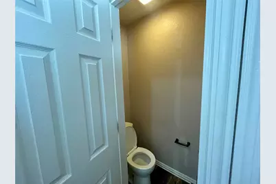 625 Main Street, Roanoke, TX 76262 - Photo 19