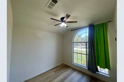 625 Main Street, Roanoke, TX 76262 - Photo 11
