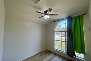 625 Main St, Roanoke, TX 76262 - Photo 11
