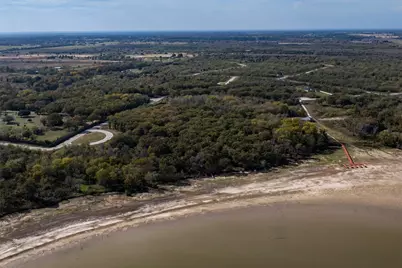 8375 Southern Shore Court, Kemp, TX 75143 - Photo 7