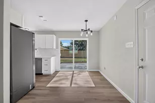 900 S 3rd St, Sanger, TX 76266 - Photo 9