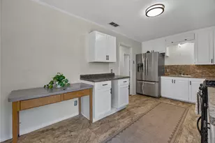 3109 Kingsbury Ave, Richland Hills, TX 76118 - Photo 11