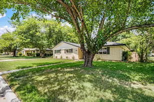 6517 Jameson St, Richland Hills, TX 76118 - Photo 3