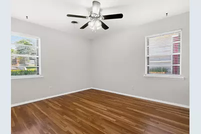 3705 Lafayette Avenue, Fort Worth, TX 76107 - Photo 13