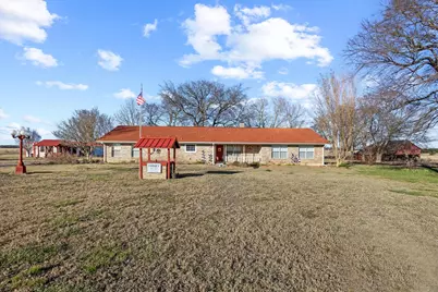 1858 Farm Road 1506, Paris, TX 75460 - Photo 1