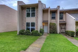 324 Valley Park Dr, Garland, TX 75043 - Photo 1