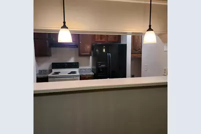 324 Valley Park Drive, Garland, TX 75043 - Photo 9