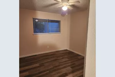 324 Valley Park Drive, Garland, TX 75043 - Photo 11