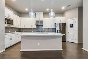 6739 Palo Duro Dr, Irving, TX 75063 - Photo 9