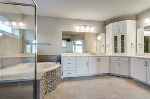 6739 Palo Duro Dr, Irving, TX 75063 - Photo 15