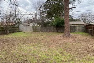 2500 S Fielder Rd, Arlington, TX 76015 - Photo 11