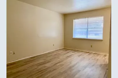 2500 S Fielder Road, Arlington, TX 76015 - Photo 3