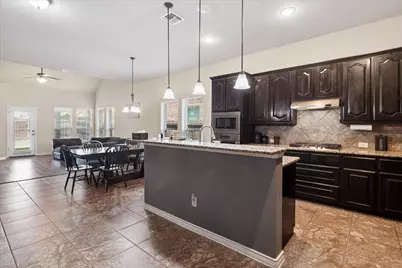 1012 Seclusion Cove, McKinney, TX 75072 - Photo 5