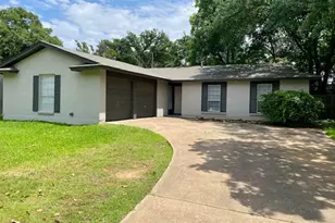 2714 Buffalo Dr, Arlington, TX 76013 - Photo 1
