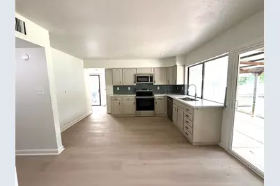 5221 Reed Drive, The Colony, TX 75056 - Photo 7
