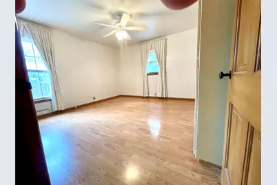 715 S Rusk Street, Gainesville, TX 76240 - Photo 21