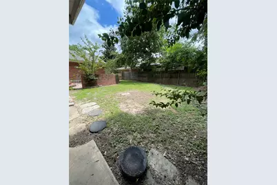 715 S Rusk Street, Gainesville, TX 76240 - Photo 27