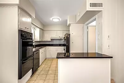 5835 E University Boulevard #D, Dallas, TX 75206 - Photo 13