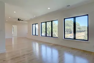4062 Valley Ridge Rd, Dallas, TX 75220 - Photo 19