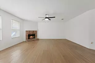 702 Lowe Dr, Cedar Hill, TX 75104 - Photo 9