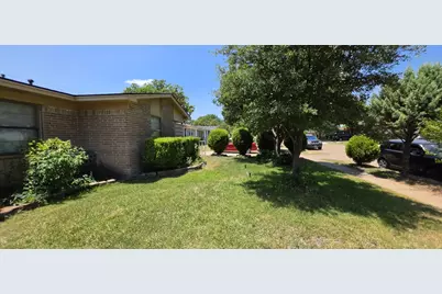 4302 Longleaf Drive, Garland, TX 75042 - Photo 3