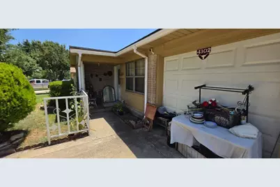 4302 Longleaf Drive, Garland, TX 75042 - Photo 9