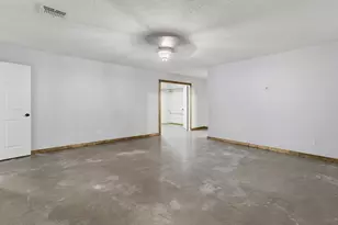 205 Co Rd 1794, Sunset, TX 76270 - Photo 19