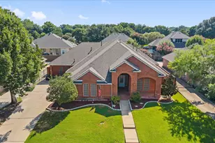 1013 Brook Arbor Dr, Mansfield, TX 76063 - Photo 3