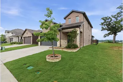 1017 King Street, Aubrey, TX 76227 - Photo 3