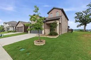 1017 King St, Aubrey, TX 76227 - Photo 3