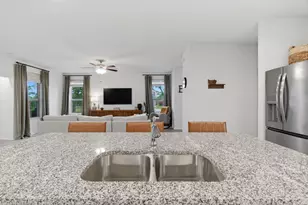 1017 King St, Aubrey, TX 76227 - Photo 13