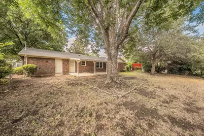 5616 Ammons Street, Haltom City, TX 76117 - Photo 5