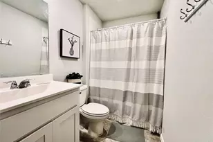 636 Mount Vis Ln, Fort Worth, TX 76131 - Photo 13