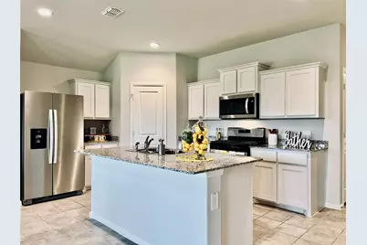 636 Mount Vista Lane, Fort Worth, TX 76131 - Photo 3
