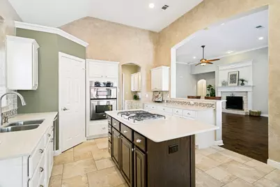 5713 Kelly Court, Haltom City, TX 76137 - Photo 15