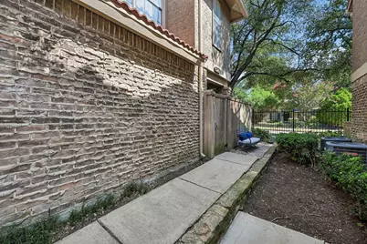 5200 Martel Avenue #24B, Dallas, TX 75206 - Photo 25