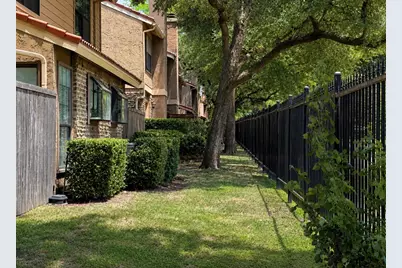 5200 Martel Avenue #24B, Dallas, TX 75206 - Photo 23