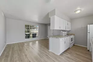 1607 Mary K Ln, White Settlement, TX 76108 - Photo 7