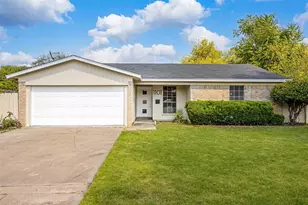 1101 Dublin Dr, Fort Worth, TX 76134 - Photo 1